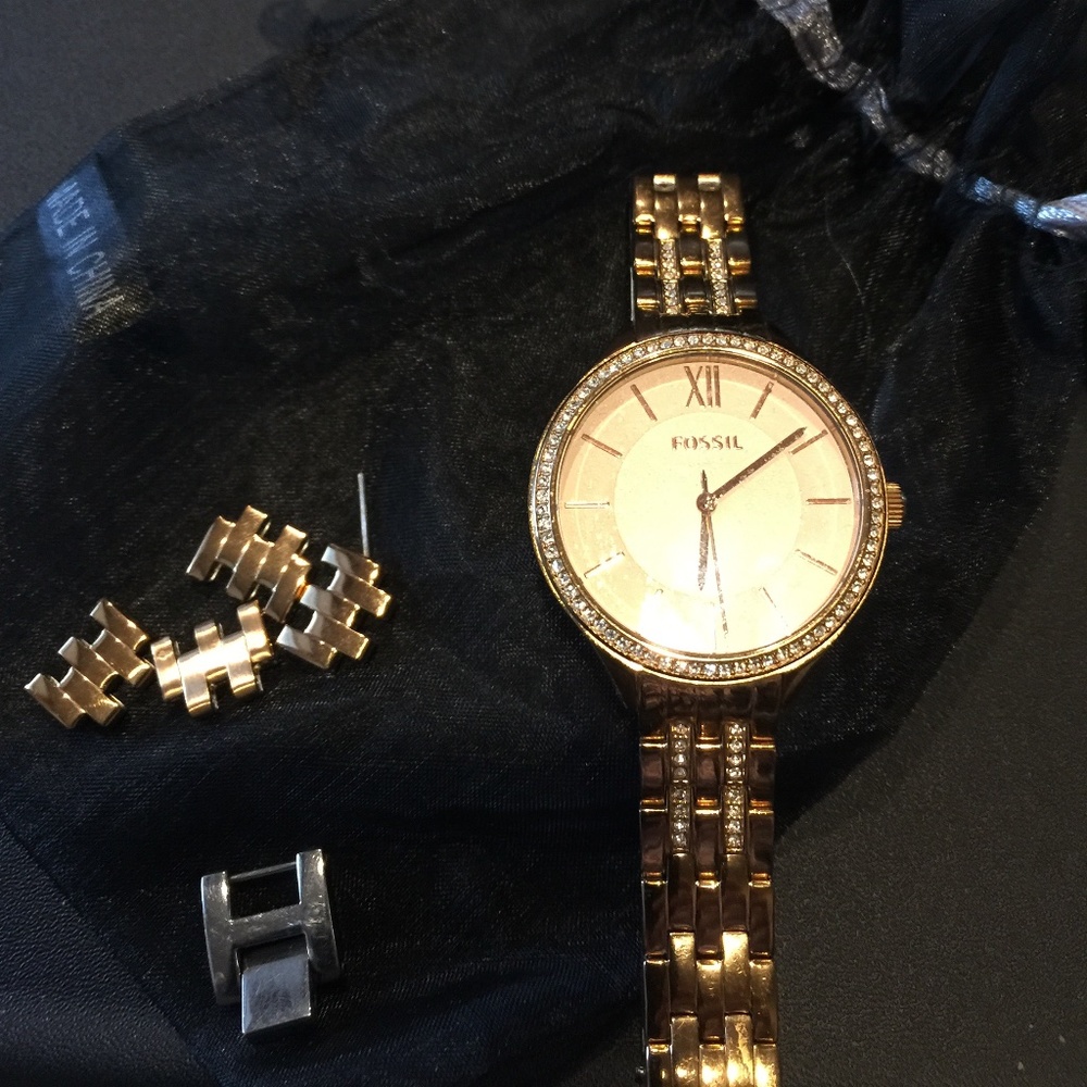Women’s Rose Gold Fossil Watch